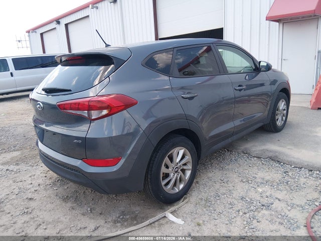 Hyundai TUCSON SE 2018 KM8J2CA45JU655116 Image 4