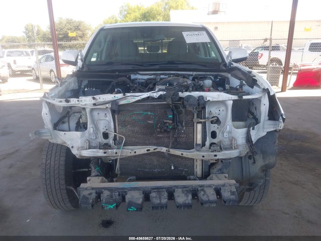 3TMAZ5CN0NM193690 Toyota Tacoma Sr5 V6