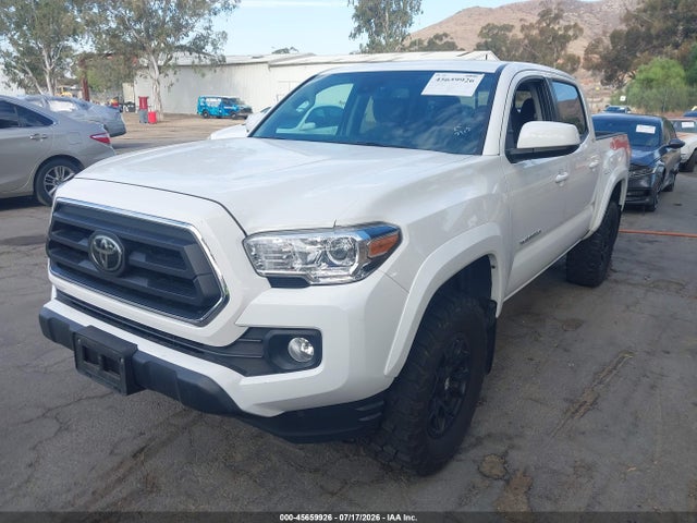 3TMAZ5CN9NM192828 Toyota Tacoma Sr5 V6