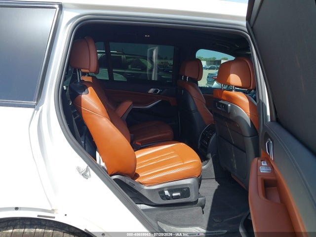 2021 Bmw X7 Xdrive40i მანქანა იყიდება აუქციონზე, vin: 5UXCW2C04M9H78517, აუქციონის ნომერი: 45659963