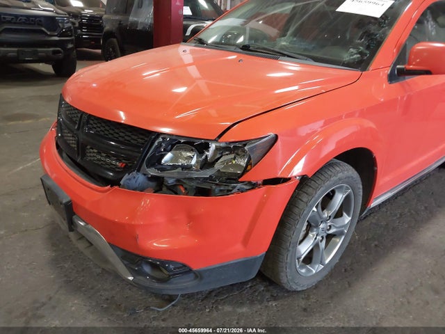 3C4PDDGG2JT145493 Dodge Journey Crossroad Awd