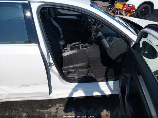 Продажа на аукционе авто 2012 Volkswagen Passat 2.5l Se, vin: 1VWBP7A31CC040786, номер лота: 45660003