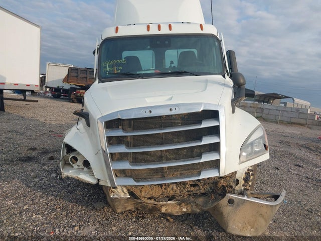 2022 Freightliner New Cascadia 126 მანქანა იყიდება აუქციონზე, vin: 3AKJHLDV4NSNB5182, აუქციონის ნომერი: 45660005