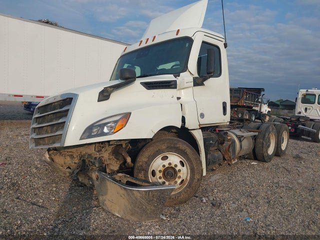 2022 Freightliner New Cascadia 126 მანქანა იყიდება აუქციონზე, vin: 3AKJHLDV4NSNB5182, აუქციონის ნომერი: 45660005