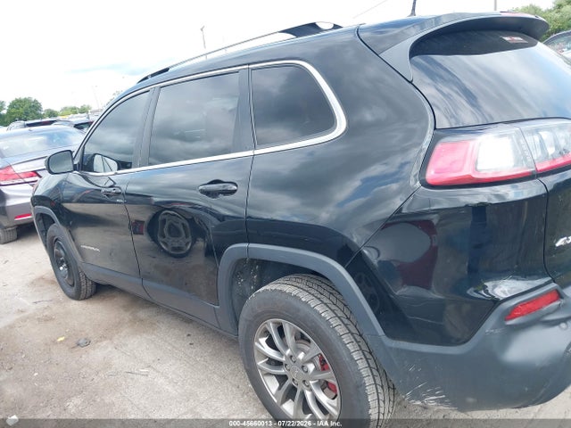 45660013 :رقم المزاد ، 1C4PJMLB1KD136195 vin ، 2019 Jeep Cherokee Latitude Plus 4x4 مزاد بيع