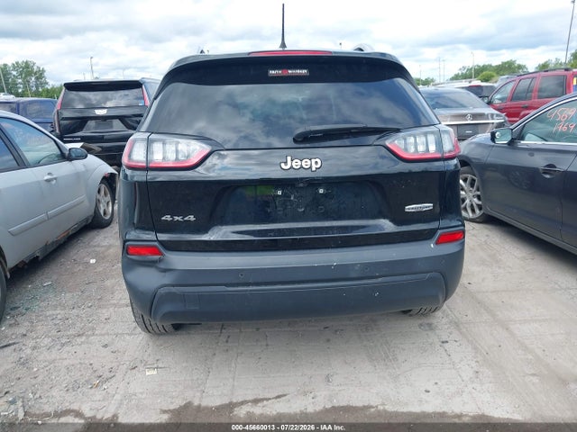 45660013 :رقم المزاد ، 1C4PJMLB1KD136195 vin ، 2019 Jeep Cherokee Latitude Plus 4x4 مزاد بيع