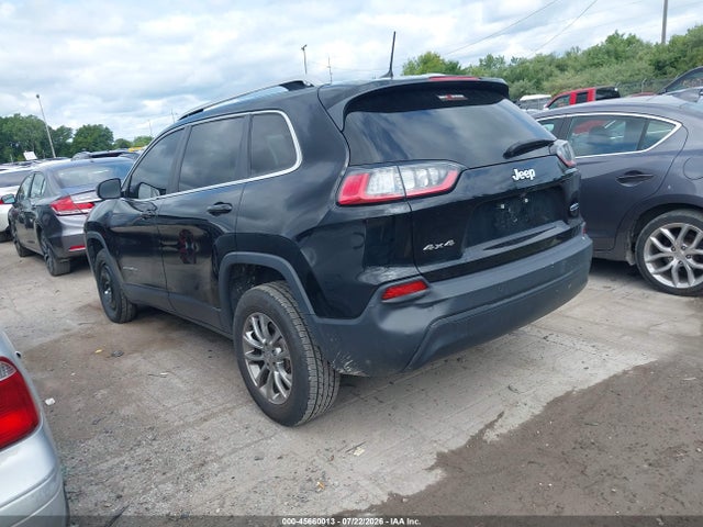 45660013 :رقم المزاد ، 1C4PJMLB1KD136195 vin ، 2019 Jeep Cherokee Latitude Plus 4x4 مزاد بيع