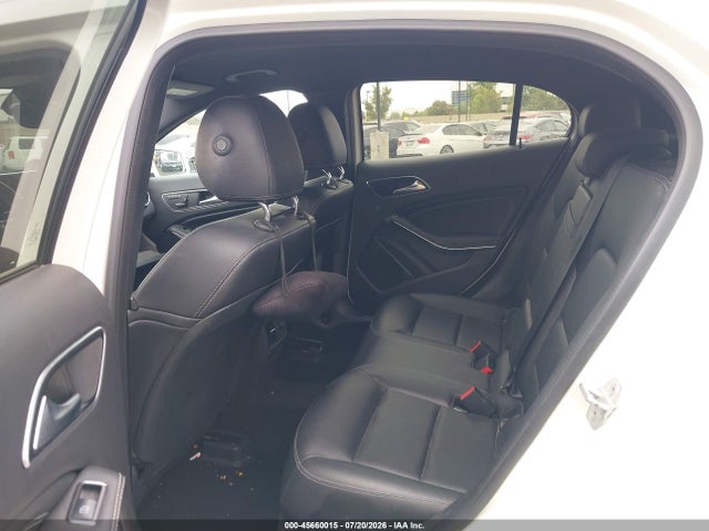 WDCTG4EB0HJ297894 Mercedes-Benz GLA 250