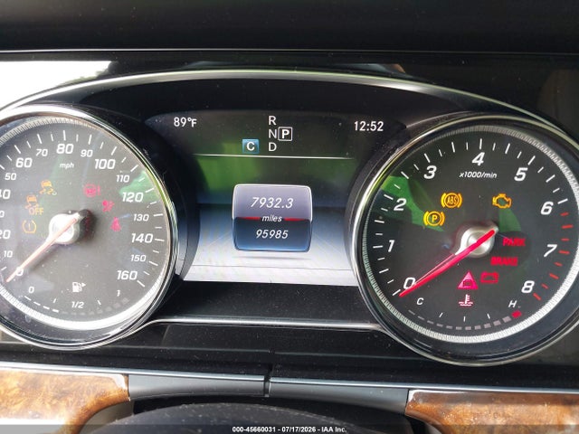 2017 Mercedes-benz E 300 4matic მანქანა იყიდება აუქციონზე, vin: WDDZF4KB8HA238850, აუქციონის ნომერი: 45660031