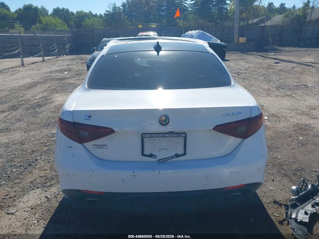 Продаж на аукціоні авто 2017 Alfa Romeo Giulia Awd, vin: ZARFAEDN4H7551177, номер лоту: 45660050