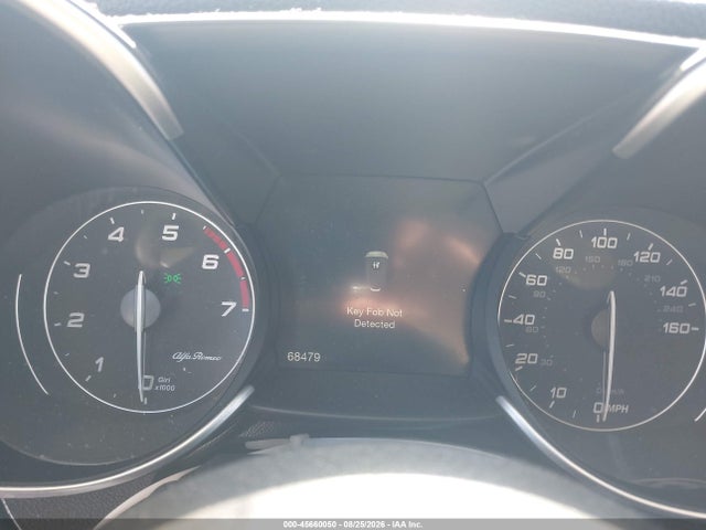 Продаж на аукціоні авто 2017 Alfa Romeo Giulia Awd, vin: ZARFAEDN4H7551177, номер лоту: 45660050