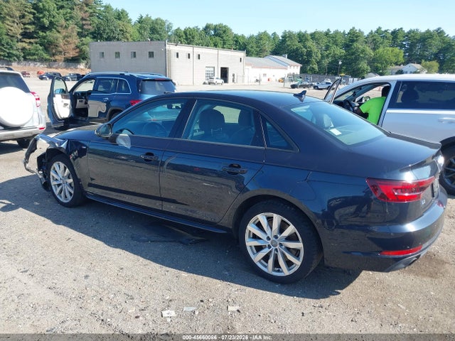 WAUDNAF43JA068899 Audi A4 2.0t Premium/2.0t Tech Premium