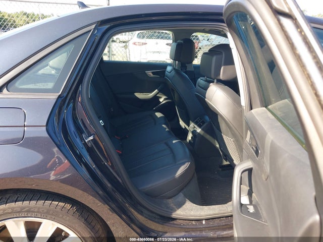 WAUDNAF43JA068899 Audi A4 2.0t Premium/2.0t Tech Premium