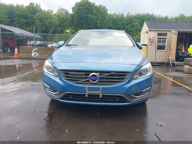 Auction sale of the 2015 Volvo V60 T5 Platinum, vin: YV1612SMXF1246263, lot number: 45660117