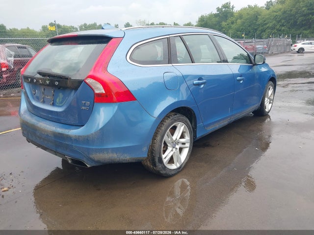 Auction sale of the 2015 Volvo V60 T5 Platinum, vin: YV1612SMXF1246263, lot number: 45660117