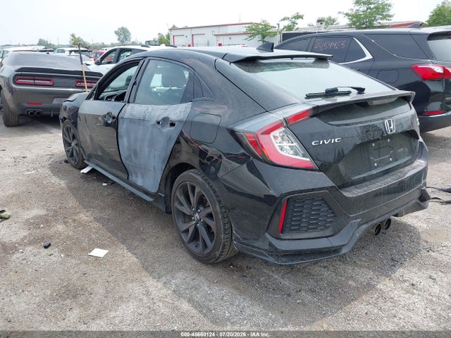 45660124 :رقم المزاد ، SHHFK7H99HU425177 vin ، 2017 Honda Civic Sport Touring مزاد بيع