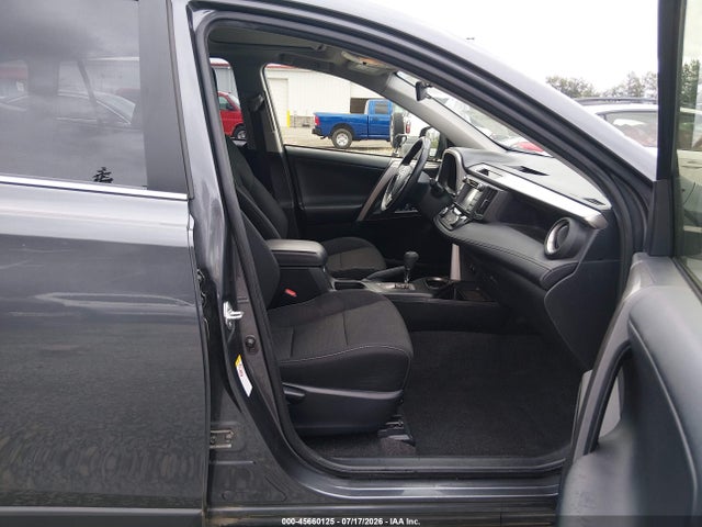 JTMRJREV2JD213989 Toyota Rav4 Hybrid Xle