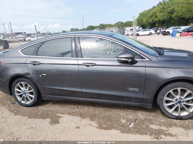 Продажа на аукционе авто 2017 Ford Fusion Energi Titanium, vin: 3FA6P0SU6HR209427, номер лота: 45660132