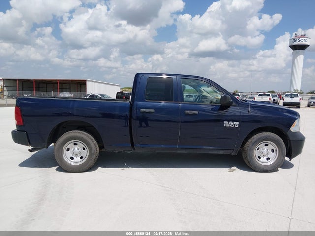 1C6RR6FGXJS290667 RAM 1500 Tradesman 4x2 6&#039;4 Box