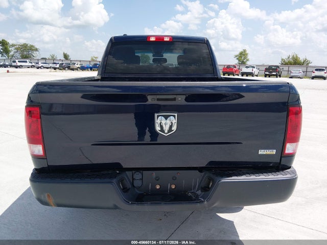 1C6RR6FGXJS290667 RAM 1500 Tradesman 4x2 6&#039;4 Box