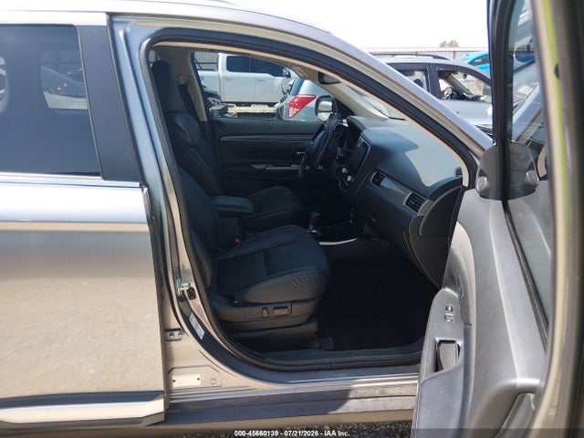 Продаж на аукціоні авто 2020 Mitsubishi Outlander Es 2.4 S-awc/le 2.4 S-awc/se 2.4 S-awc/sel 2.4 S-awc/sp 2.4 S-awc, vin: JA4AZ3A30LZ037886, номер лоту: 45660139