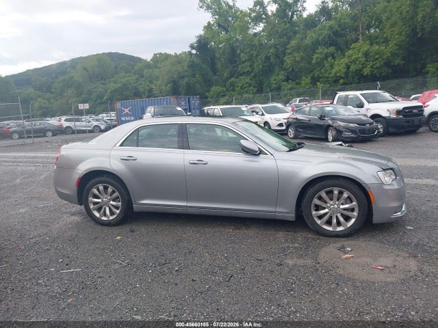 Aukcja sprzedaży 2016 Chrysler 300 Limited, vin: 2C3CCARG2GH190940, numer aukcji: 45660155