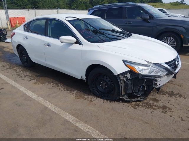 2017 Nissan Altima 2.5 S მანქანა იყიდება აუქციონზე, vin: 1N4AL3AP2HN353143, აუქციონის ნომერი: 45660160