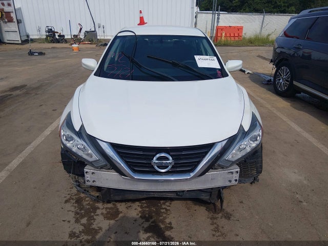 2017 Nissan Altima 2.5 S მანქანა იყიდება აუქციონზე, vin: 1N4AL3AP2HN353143, აუქციონის ნომერი: 45660160