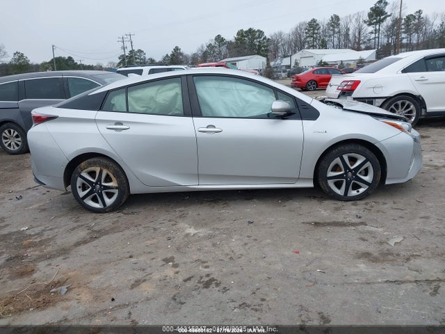 Toyota Prius Four Touring 2018 JTDKARFU2J3548957 Image 12