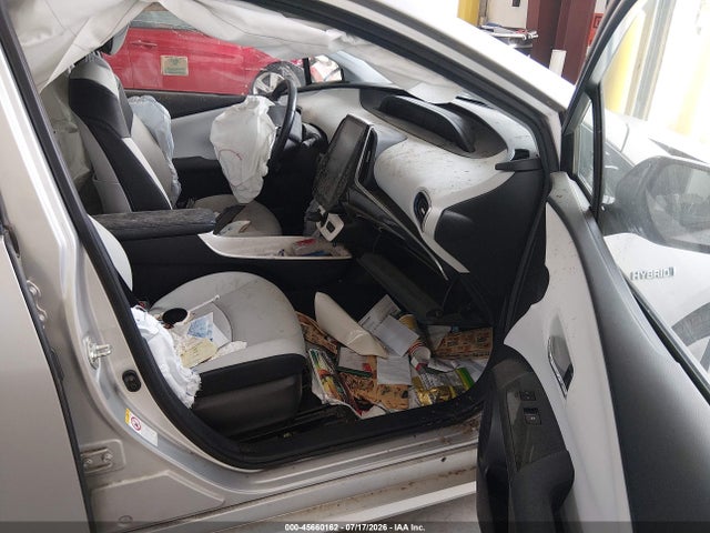 Toyota Prius Four Touring 2018 JTDKARFU2J3548957 Image 5