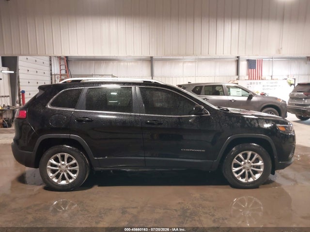 45660163 :رقم المزاد ، 1C4PJMCB3KD210538 vin ، 2019 Jeep Cherokee Latitude 4x4 مزاد بيع