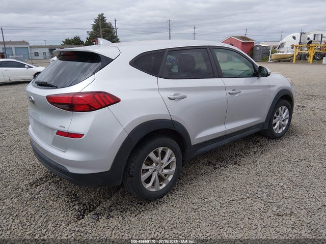 Hyundai TUCSON SE 2019 KM8J2CA43KU998380 Image 4