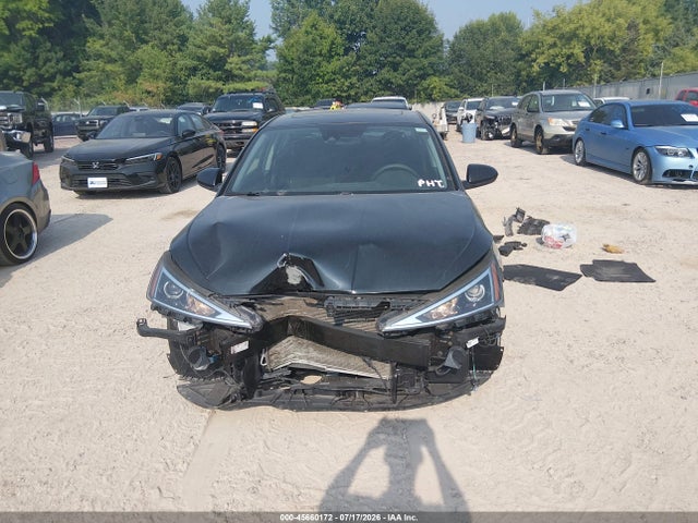 Продажа на аукционе авто 2020 Hyundai Elantra Value Edition, vin: 5NPD84LF1LH614922, номер лота: 45660172