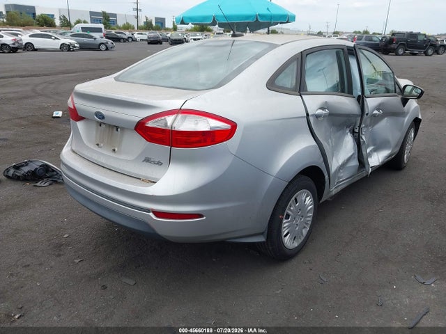 Ford FIESTA S 2016 3FADP4AJ5GM185073 Image 4