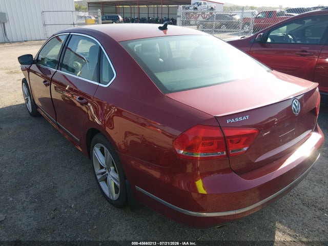 2015 Volkswagen Passat 2.0l Tdi Sel Premium მანქანა იყიდება აუქციონზე, vin: 1VWCV7A37FC071278, აუქციონის ნომერი: 45660213