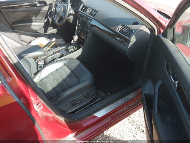 2015 Volkswagen Passat 2.0l Tdi Sel Premium მანქანა იყიდება აუქციონზე, vin: 1VWCV7A37FC071278, აუქციონის ნომერი: 45660213