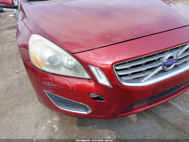 45660228 :رقم المزاد ، YV1902FH0C2077843 vin ، 2012 Volvo S60 T6 مزاد بيع