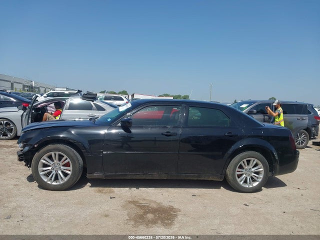 45660238 :رقم المزاد ، 2C3KA63HX7H884520 vin ، 2007 Chrysler 300c مزاد بيع