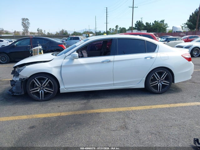 1HGCR3F90GA018885 Honda Accord Touring