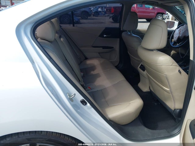 1HGCR3F90GA018885 Honda Accord Touring