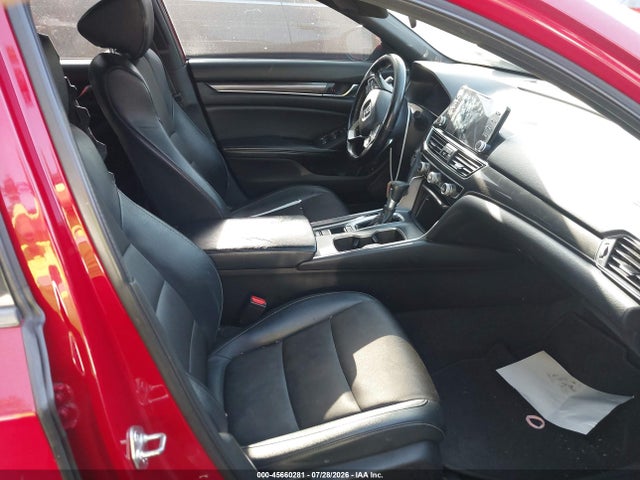 1HGCV1F3XJA213301 Honda Accord Sport