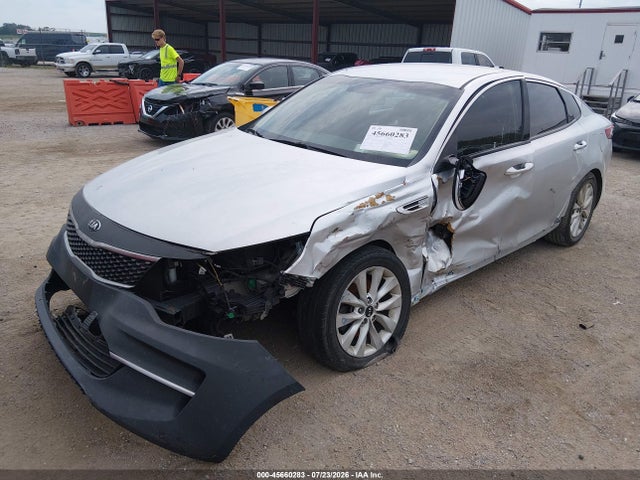 KIA OPTIMA EX 2018 5XXGU4L36JG188118 Image 2