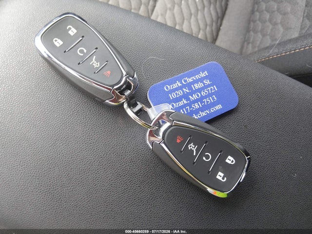 Chevrolet EQUINOX LT 2018 2GNAXSEV0J6313730 Image 11