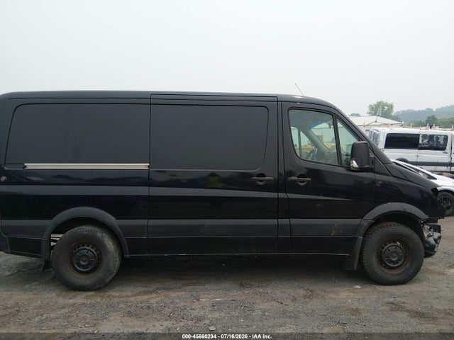 45660294 :رقم المزاد ، WD3PE7DC0E5902665 vin ، 2014 Mercedes-benz Sprinter 2500 Normal Roof مزاد بيع