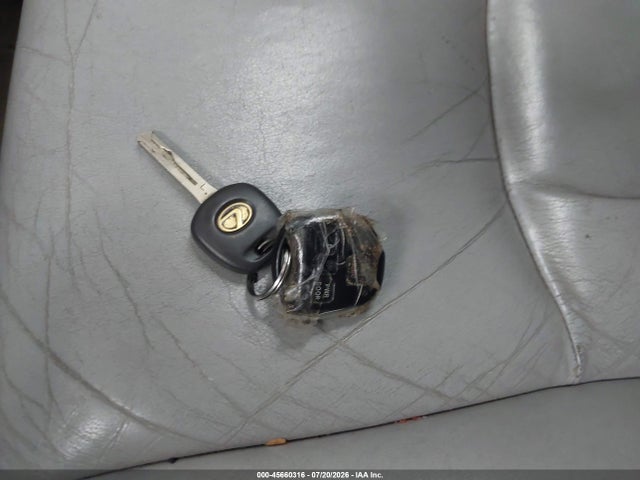 45660316 :رقم المزاد ، 2T2HA31UX5C042395 vin ، 2005 Lexus Rx 330 مزاد بيع