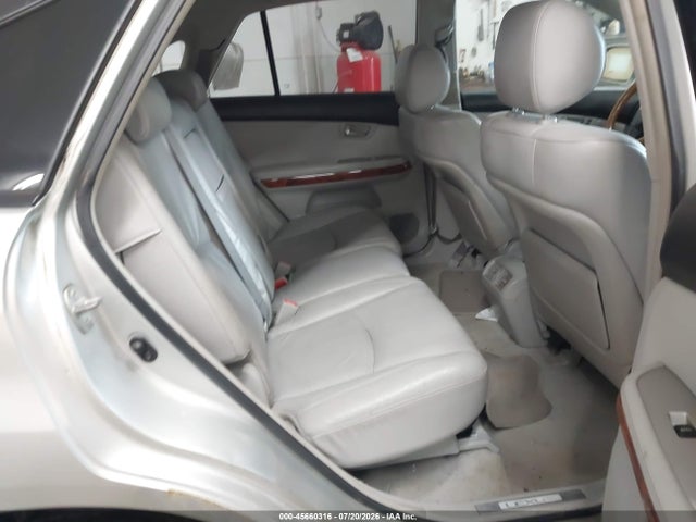 45660316 :رقم المزاد ، 2T2HA31UX5C042395 vin ، 2005 Lexus Rx 330 مزاد بيع