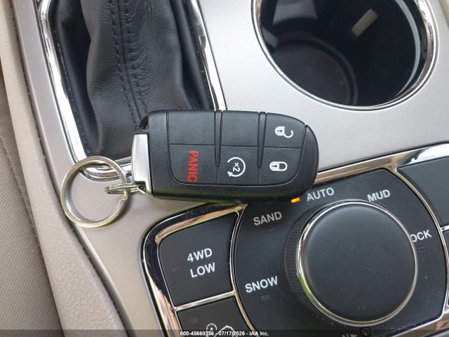 Продажа на аукционе авто 2021 Jeep Grand Cherokee Laredo E 4x4, vin: 1C4RJFAG5MC691047, номер лота: 45660336