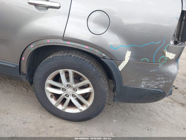2014 Kia Sorento Lx მანქანა იყიდება აუქციონზე, vin: 5XYKTCA65EG524122, აუქციონის ნომერი: 45660342