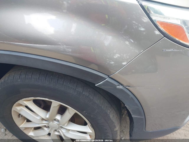 2014 Kia Sorento Lx მანქანა იყიდება აუქციონზე, vin: 5XYKTCA65EG524122, აუქციონის ნომერი: 45660342
