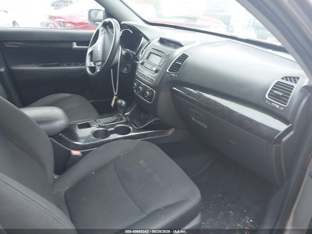 2014 Kia Sorento Lx მანქანა იყიდება აუქციონზე, vin: 5XYKTCA65EG524122, აუქციონის ნომერი: 45660342